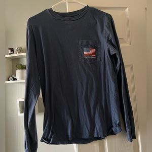 XS Vineyard Vines shirt